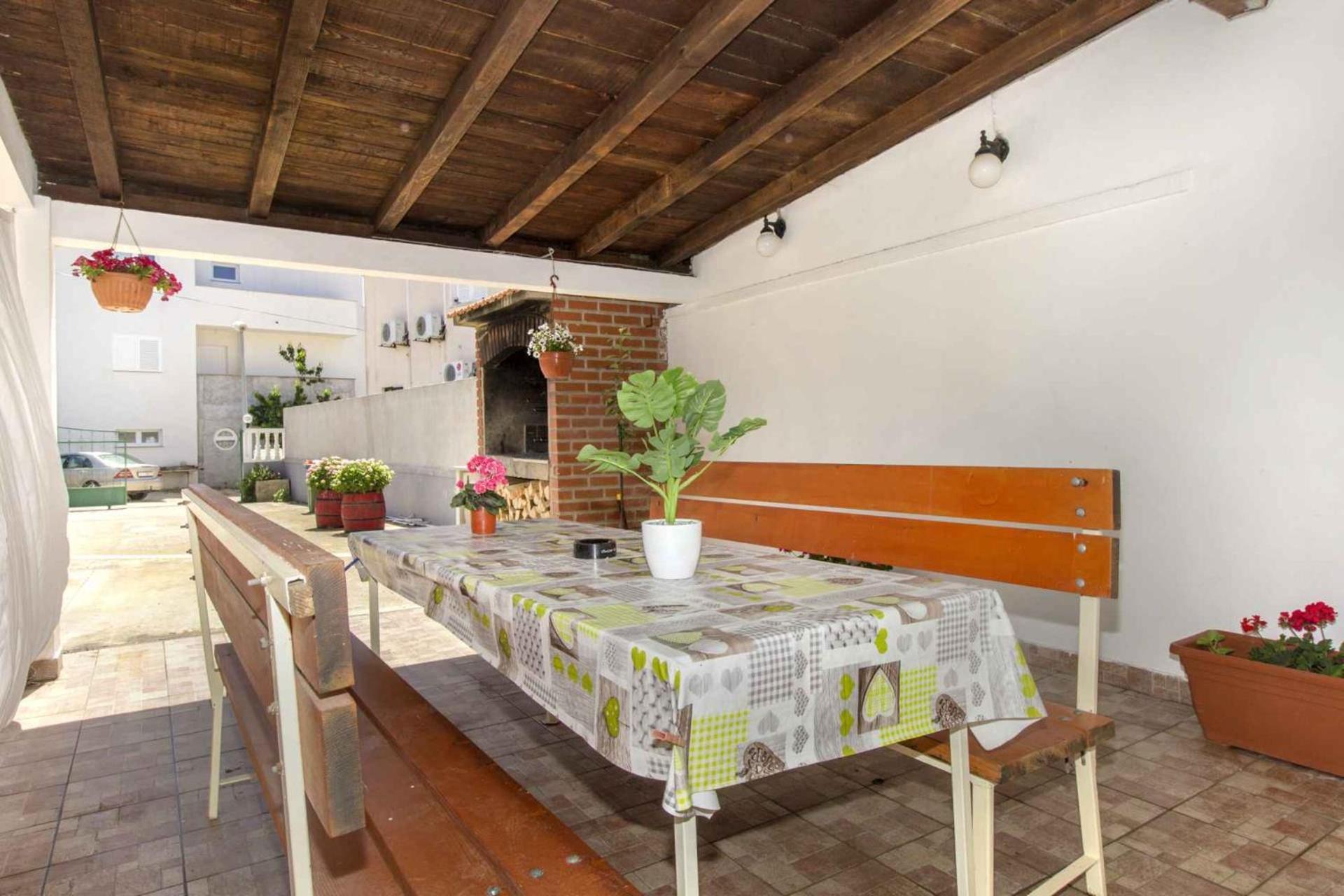 Apartment Alaga B Tribunj (Sibenik-Knin)